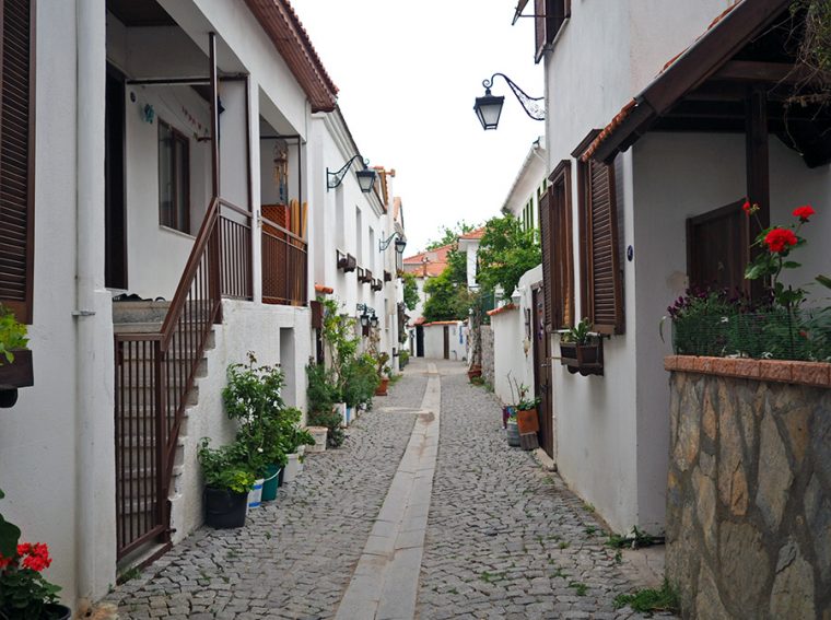 Sığacık Sokakları