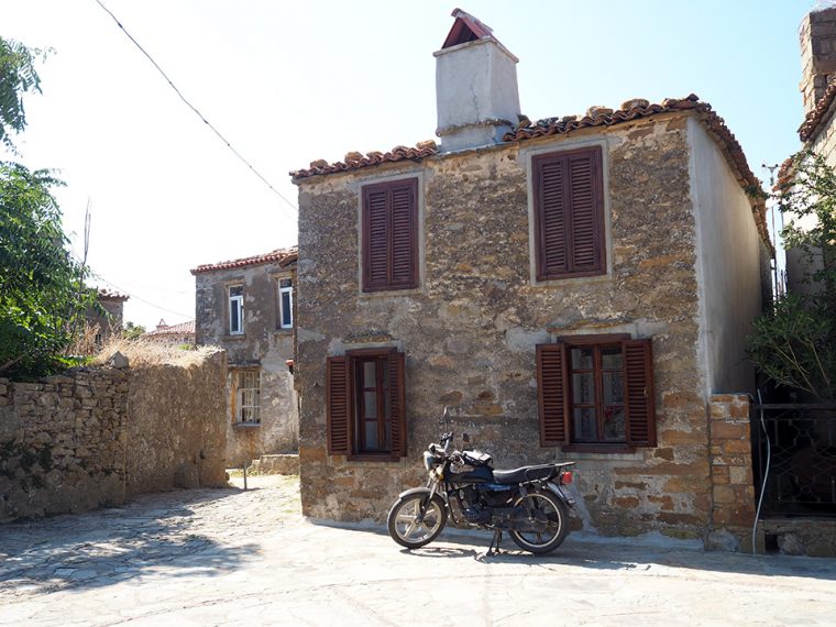 Kekik Kokulu Rüzgarlı Ada | Köyleri - Eski Bademli Köyü