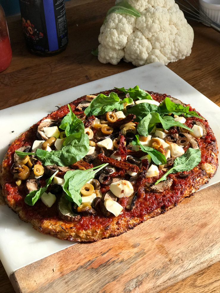 Karnabahar Pizza Un ve Mayasız Sağlıklı Lezzet DenemenLazım