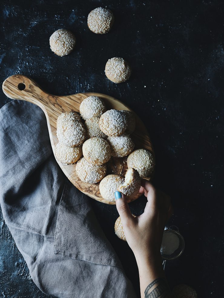Ağızda Dağılan Damla Sakızlı Alaçatı Kurabiyesi