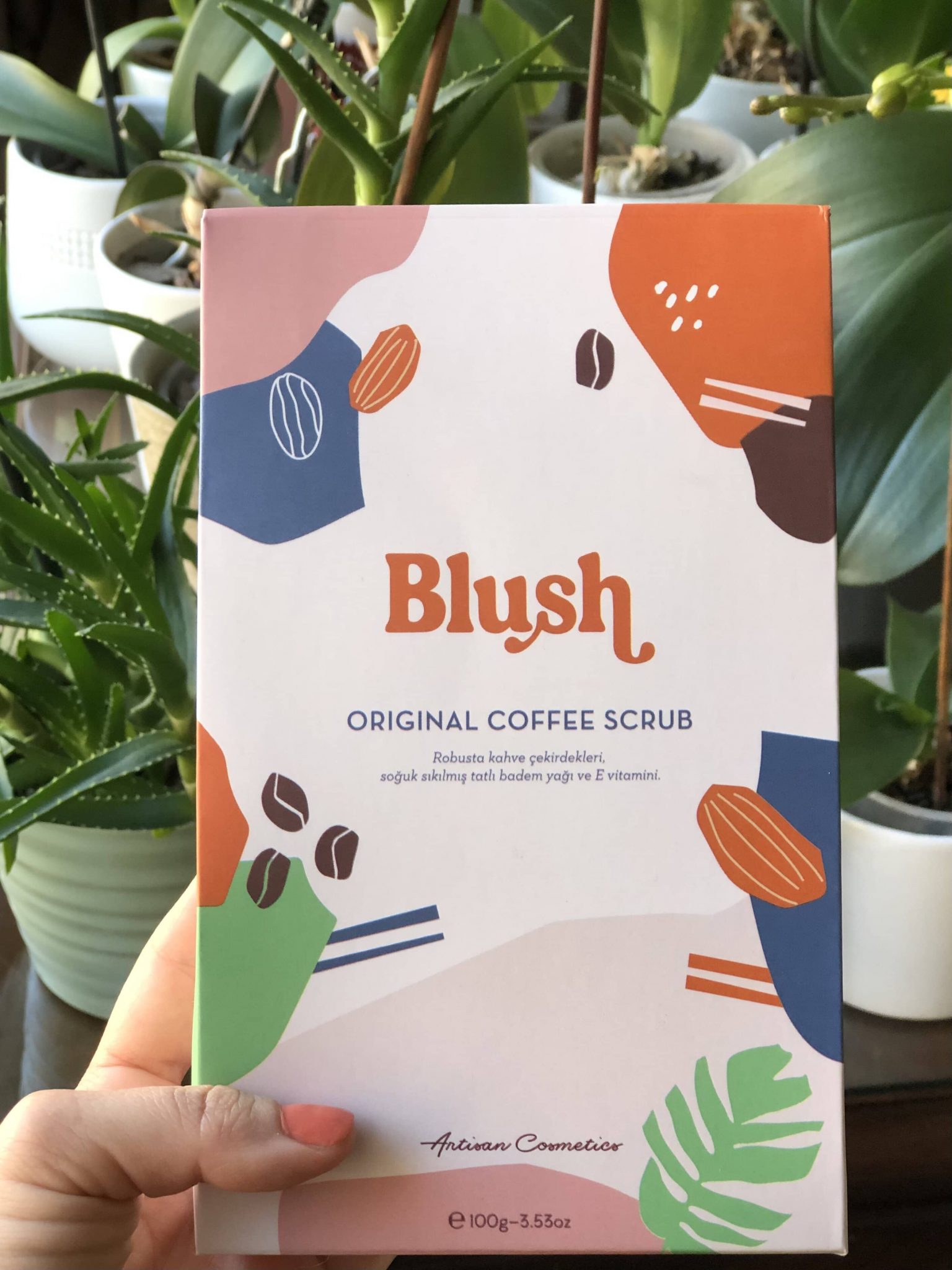 Vücut Bakımına Vegan Bir Dokunuş Blush Coffee Scrub