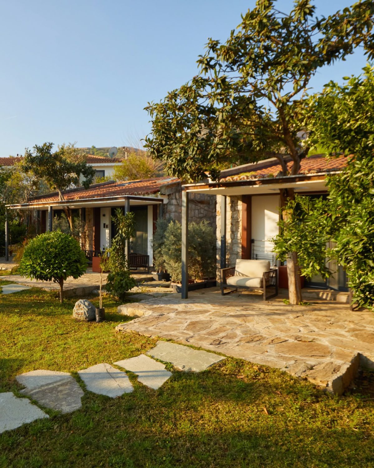 Sardunya Hotel & Restaurant